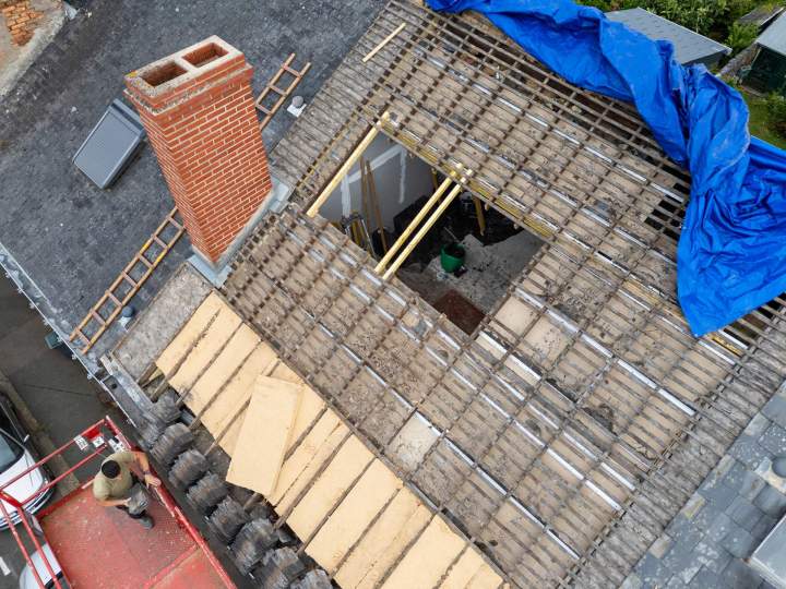 Pose de fenêtre de toit Velux Avrillé